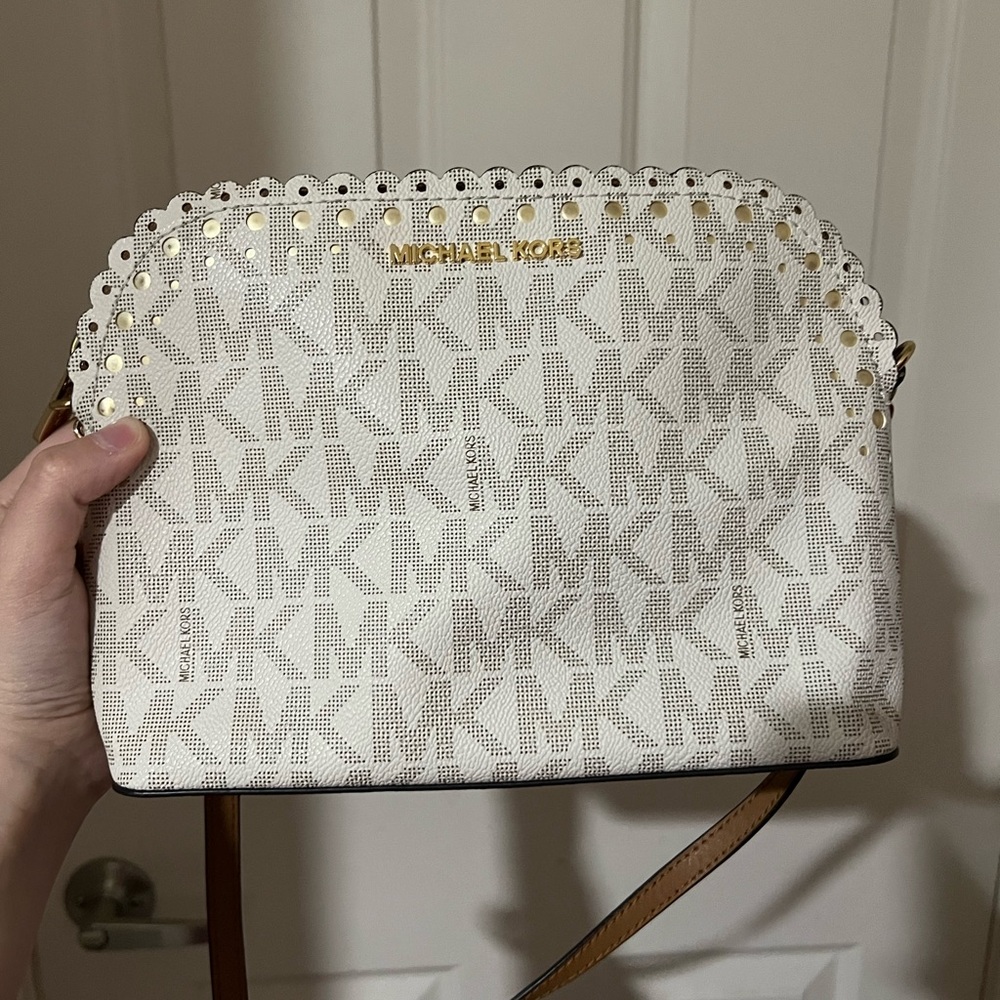 Michael Kors Cindy Dome Crossbody Purse
